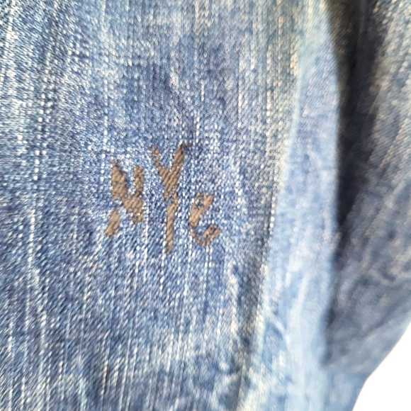 American Eagle Oilutfiters Made to Last Distressed Hand Painted Jeans Size 31 - Picture 9 of 13